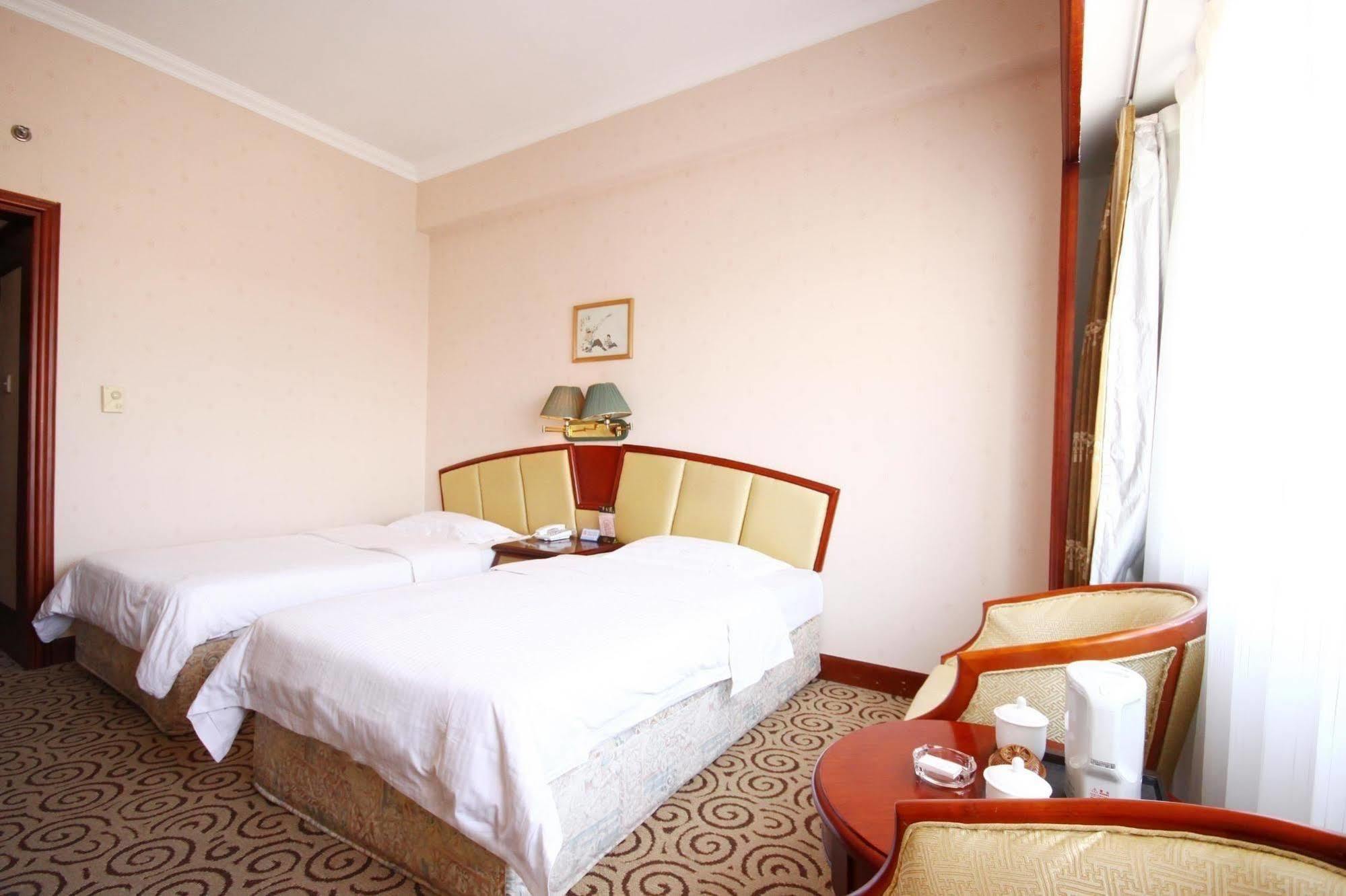 Hampton By Hilton Dalian Zhongshan Luaran gambar