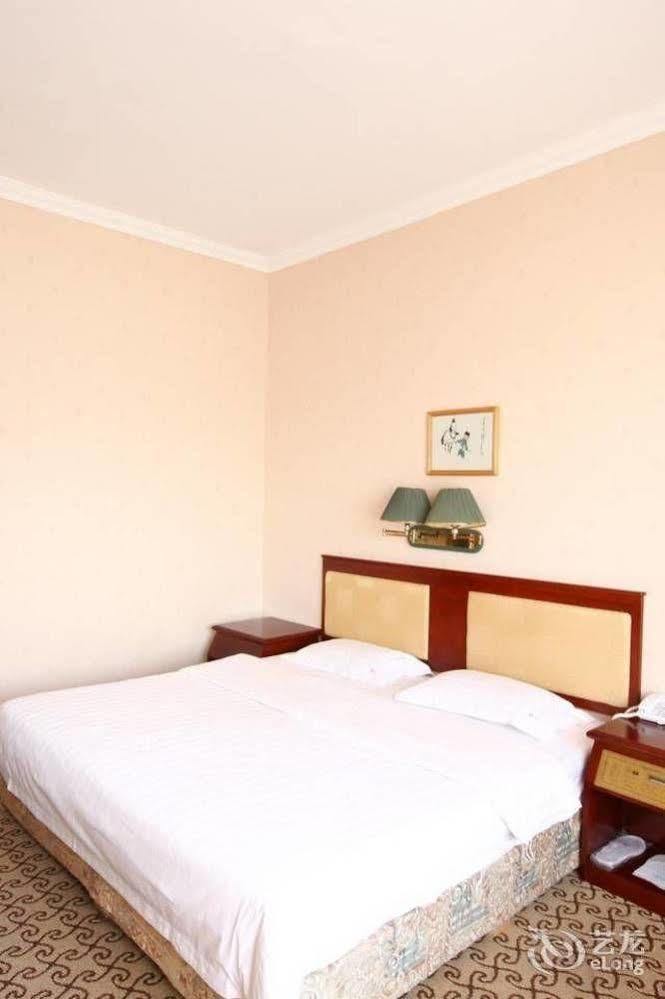 Hampton By Hilton Dalian Zhongshan Luaran gambar